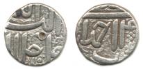 AR rupee "silná"